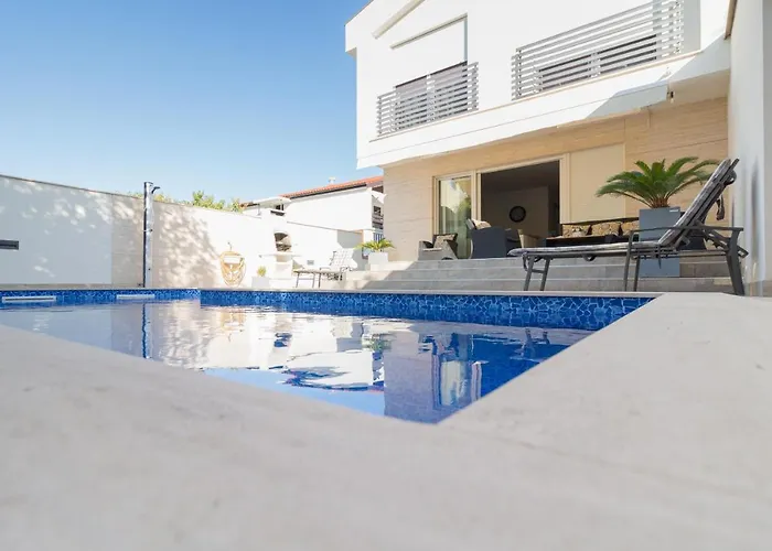 Ema With Heated Saltwater Pool, Sauna And Private Gym - By Ta Leut Agency * Privlaka (Zadar)