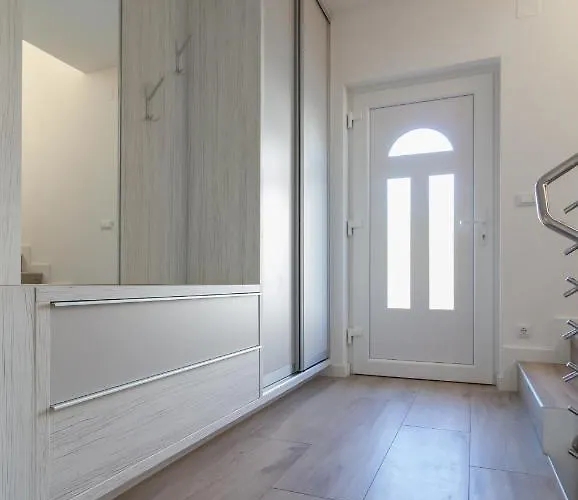 Ema With Heated Saltwater Pool, Sauna And Private Gym - By Ta Leut Agency וילה *