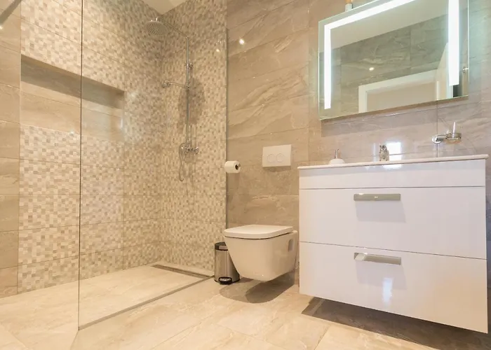 Ema With Heated Saltwater Pool, Sauna And Private Gym - By Ta Leut Agency Privlaka (Zadar)